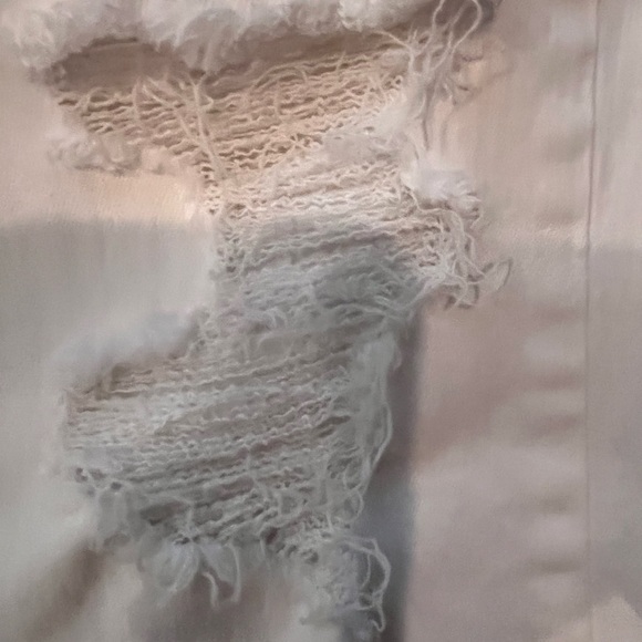 True Religion button fly white distressed jeans; excellent preowned condition;26 - Picture 5 of 6